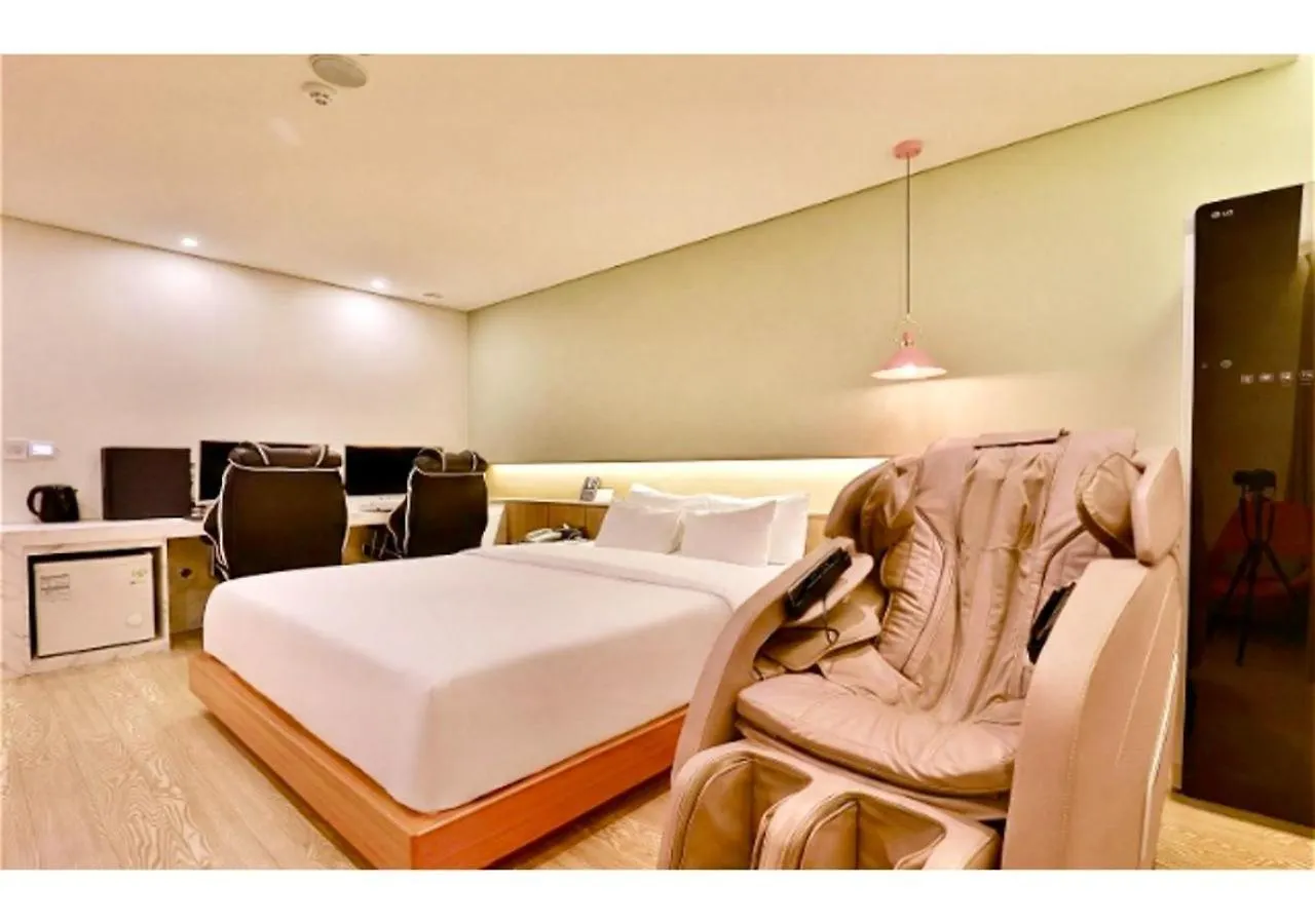 Hotel 엠플레이스호텔 Incheon