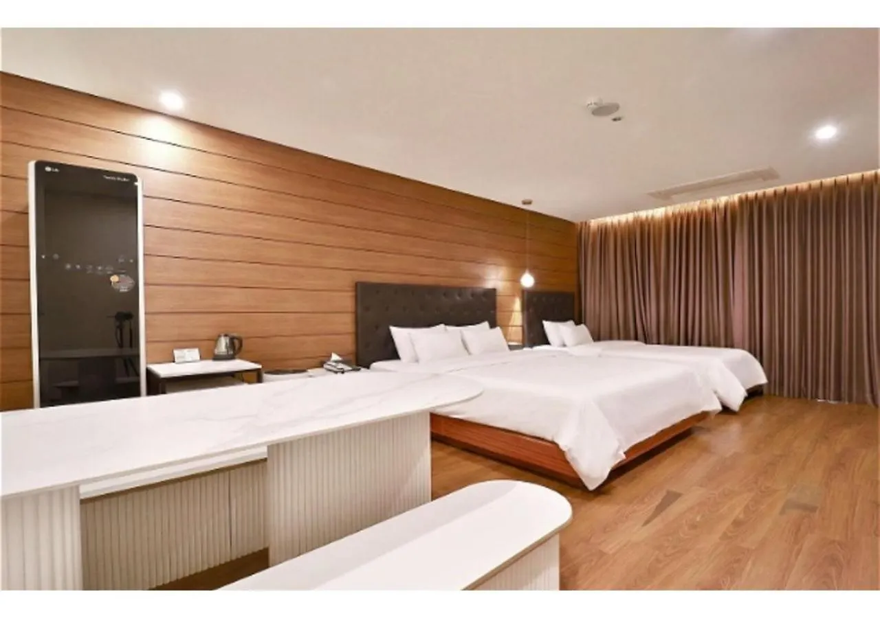 Hotel 엠플레이스호텔 Incheon