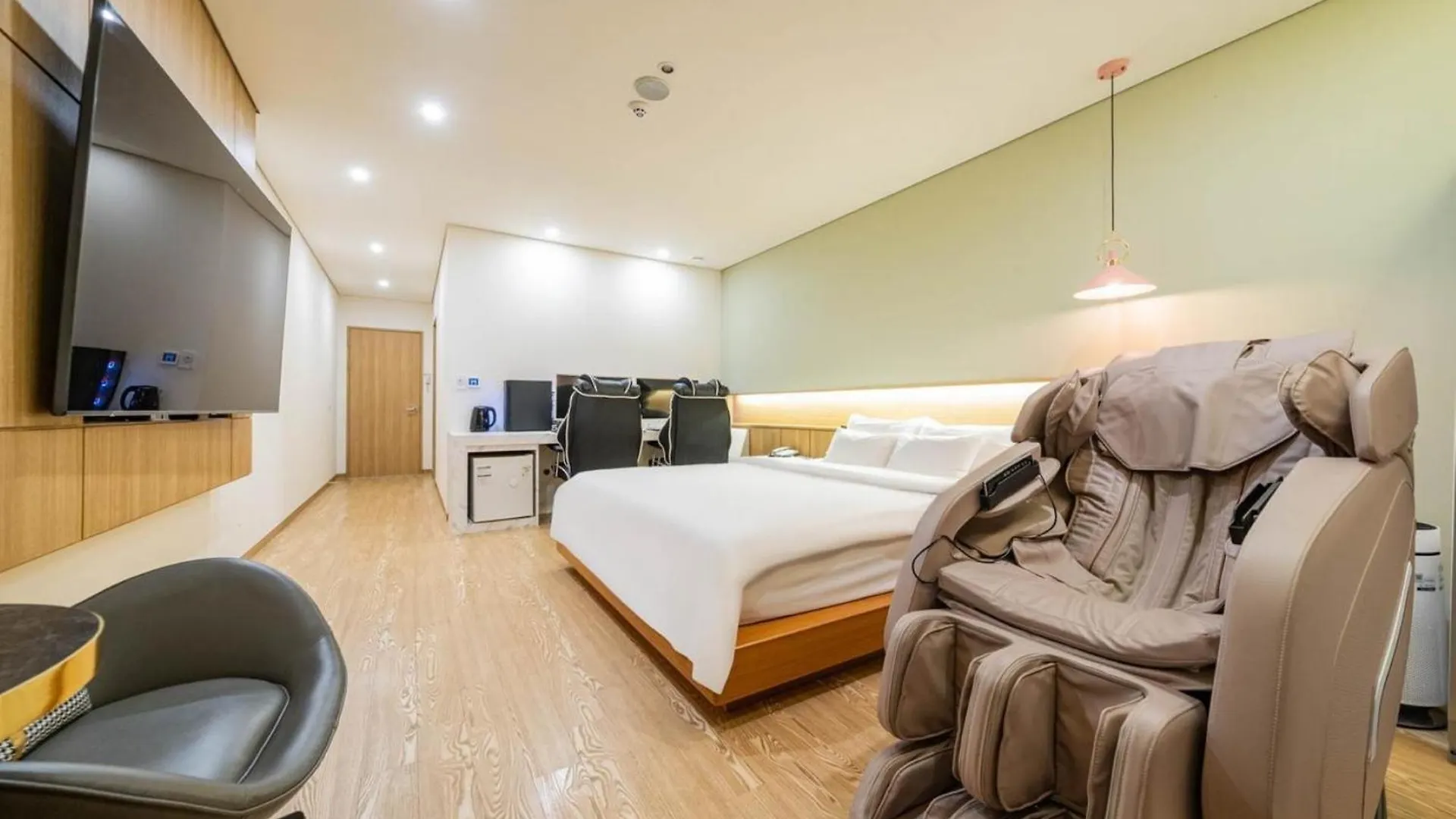Incheon Guwol Hotel Mplace 인천 구월동 호텔 엠플레이스