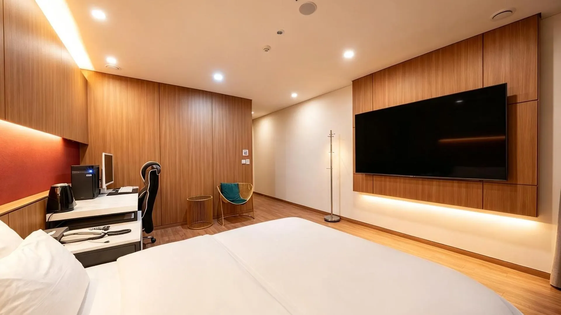 Incheon Guwol Hotel Mplace 인천 구월동 호텔 엠플레이스