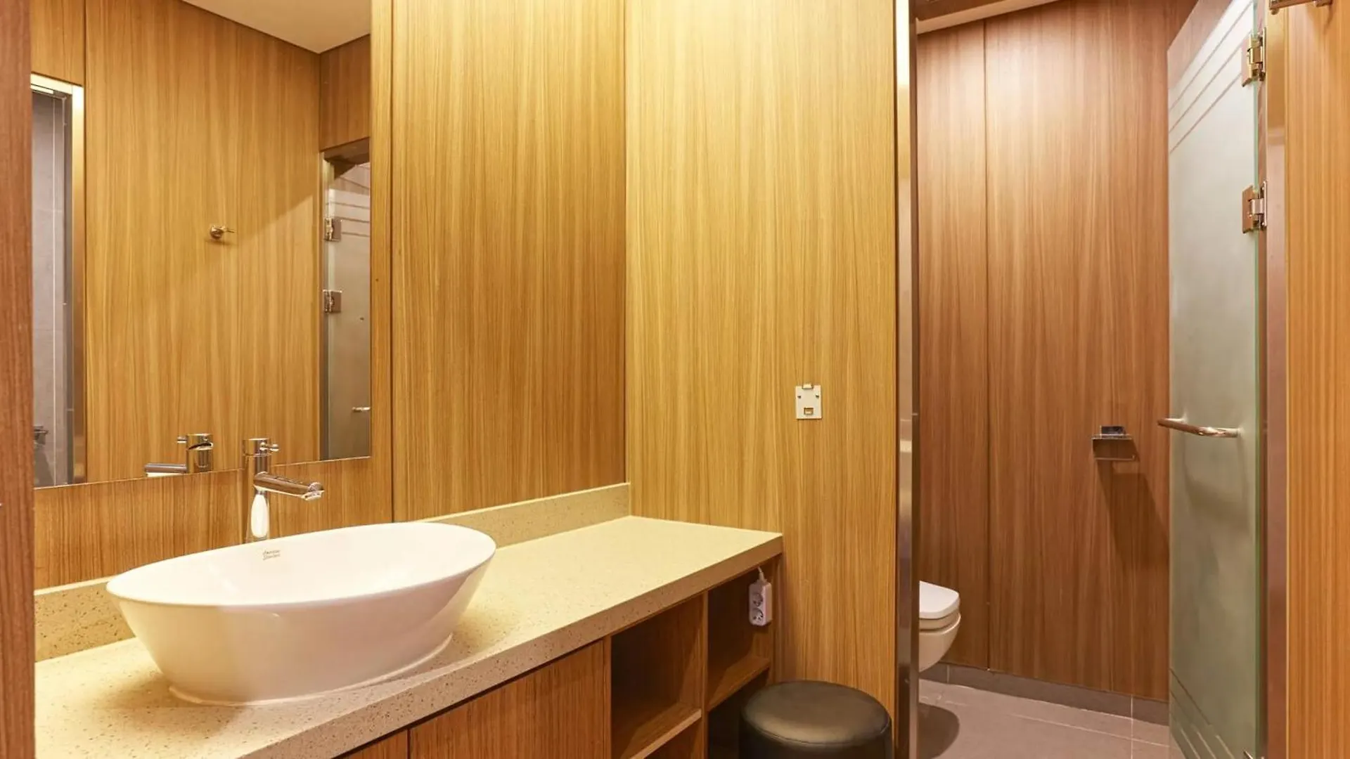 Incheon Guwol Hotel Mplace 인천 구월동 호텔 엠플레이스