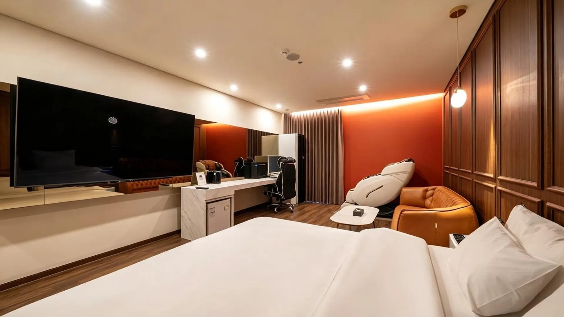 ***  Incheon Guwol Hotel Mplace 인천 구월동 호텔 엠플레이스 韓国