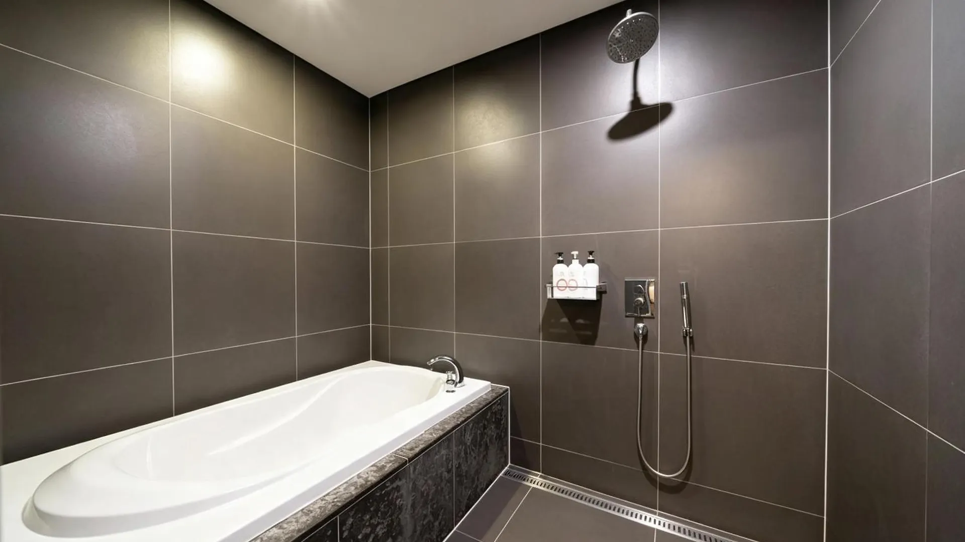 Incheon Guwol Hotel Mplace 인천 구월동 호텔 엠플레이스