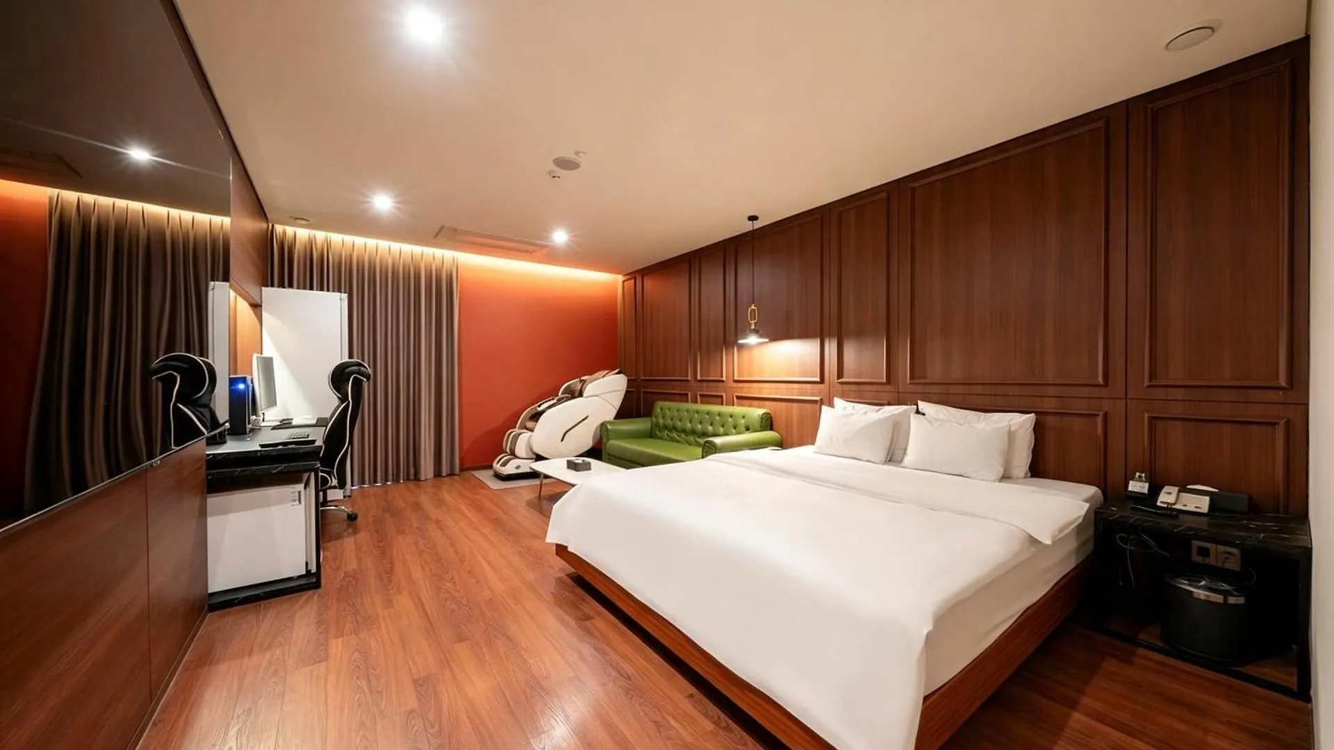 Incheon Guwol Hotel Mplace 인천 구월동 호텔 엠플레이스
