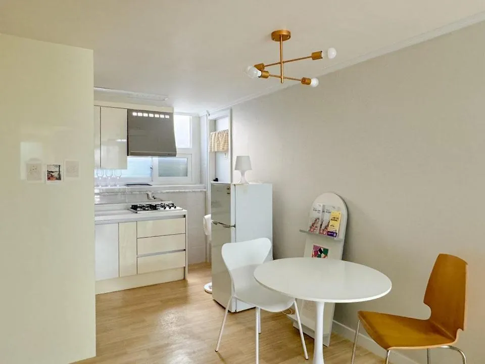 Unique Stay Seoul Apartment